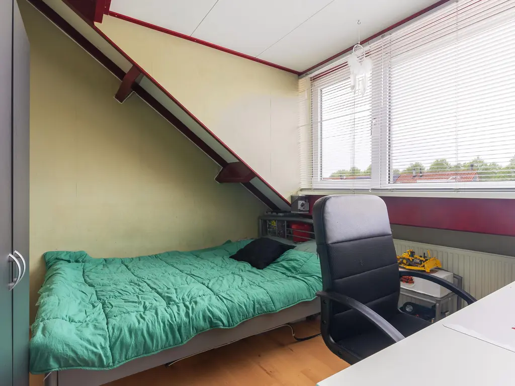 Kinderbalk 7, HOORN