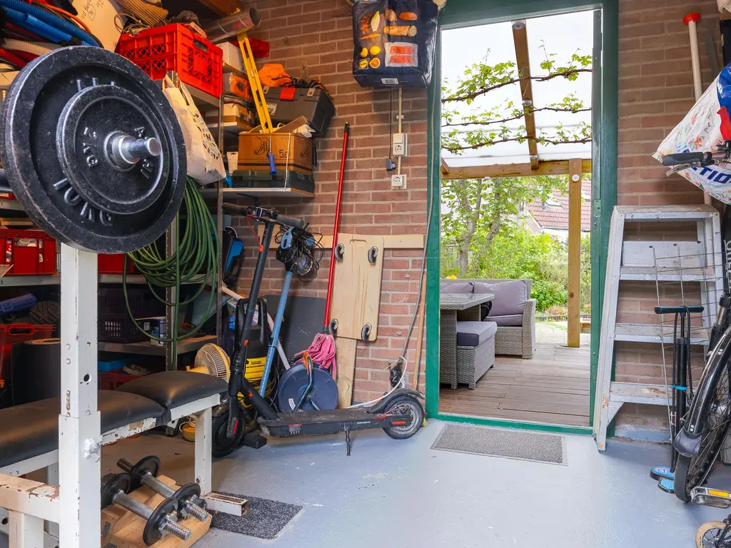 Kinderbalk 7, HOORN