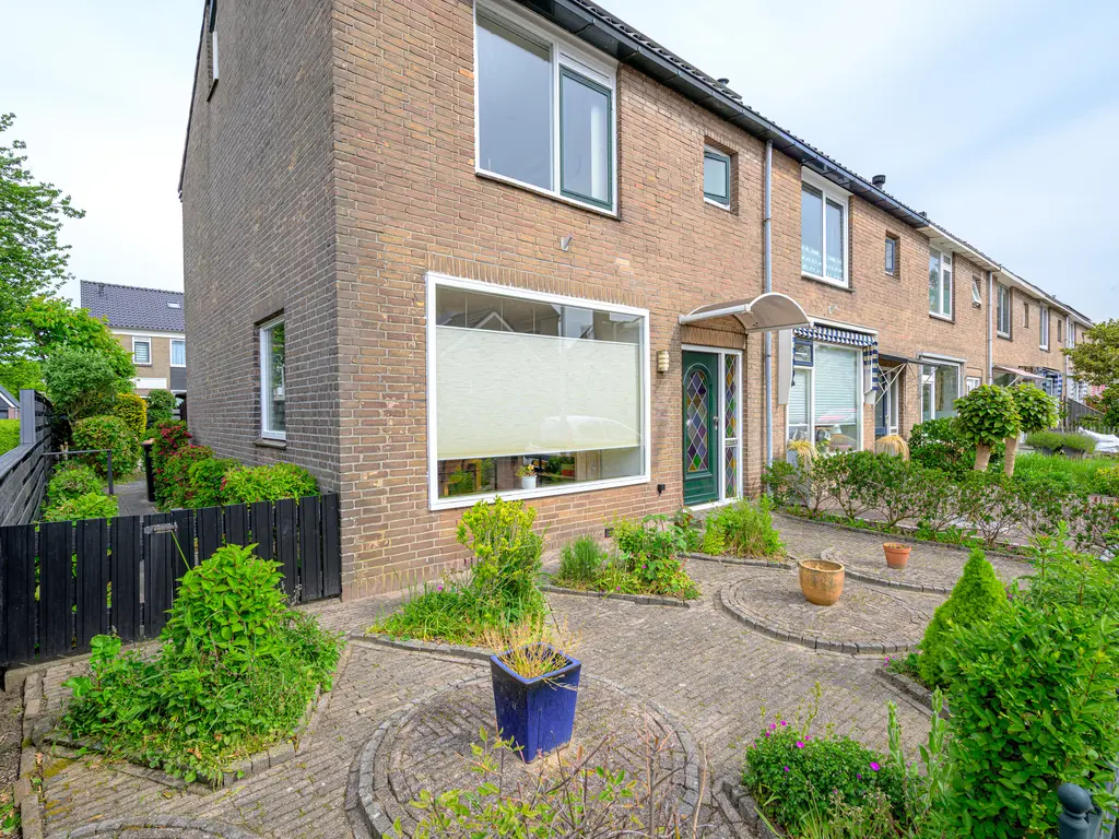 Seinestraat 8, HEEMSKERK