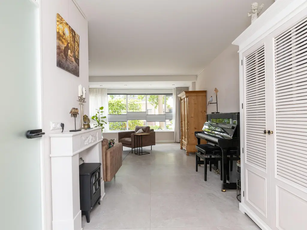 Florijn 131, HOORN