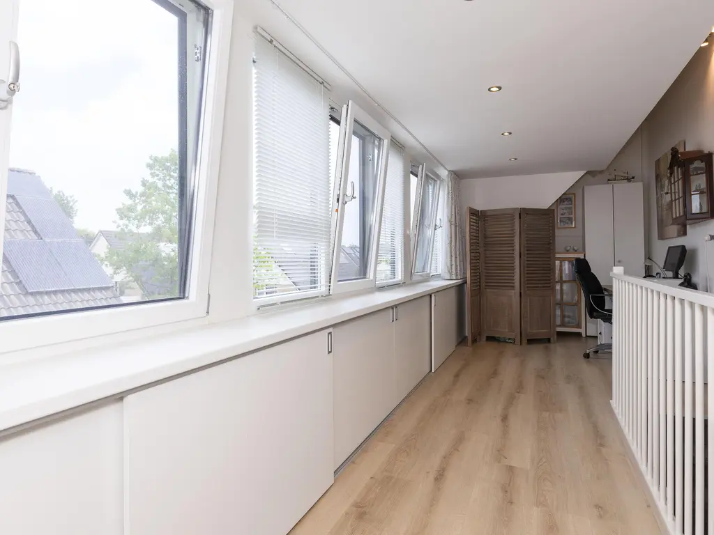 Florijn 131, HOORN