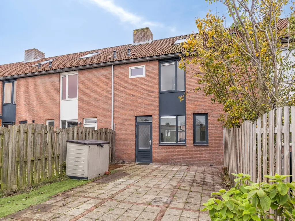 Koolmees 36, HOORN