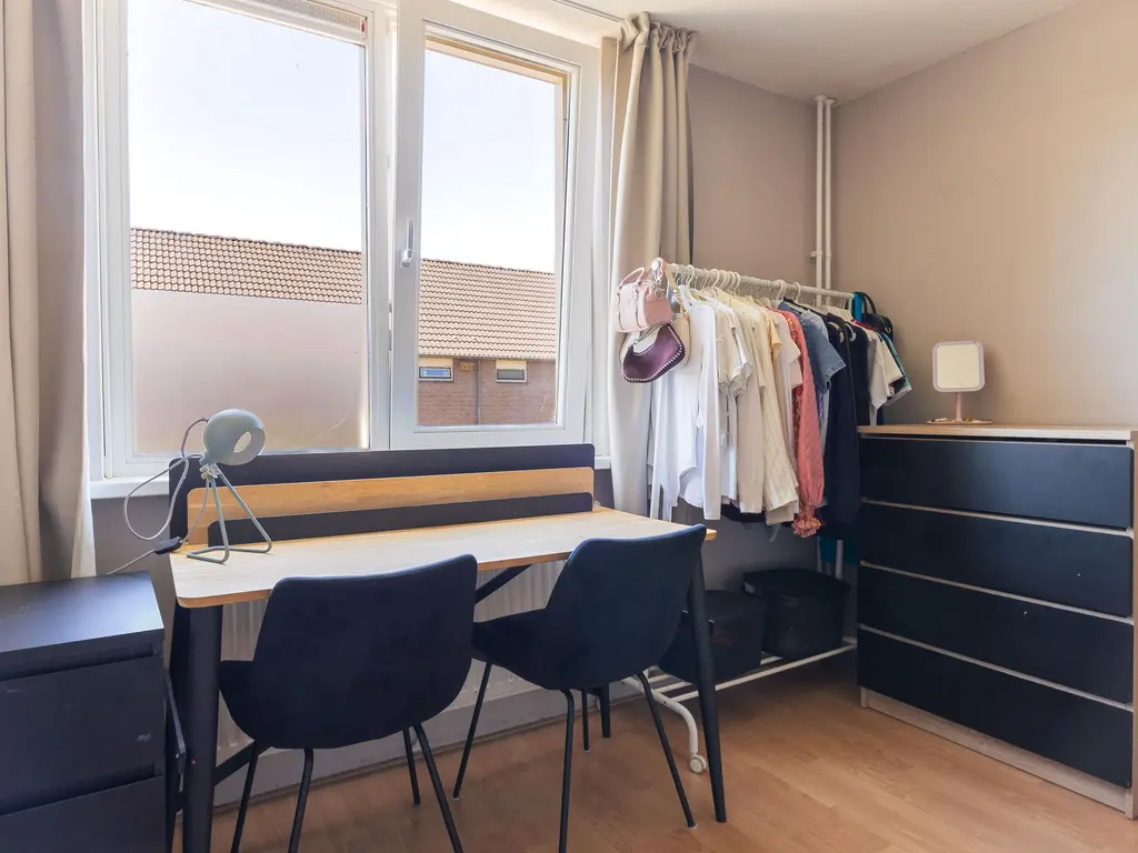 Abdij 22, BLOKKER