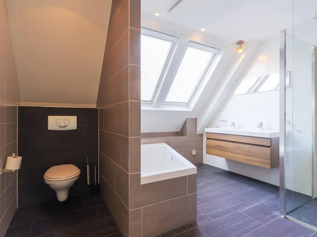 Bertus Aafjeshof 142, HOORN