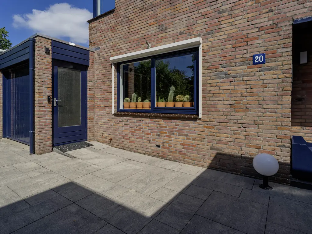 van Santenlaan 20, HEERHUGOWAARD