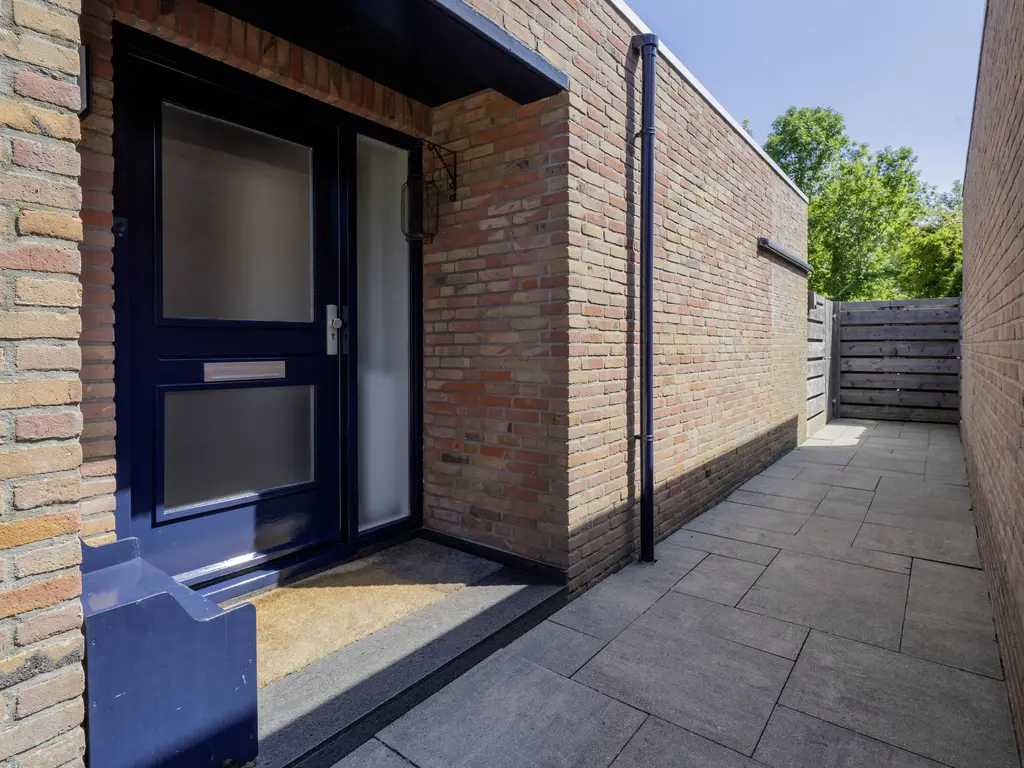 van Santenlaan 20, HEERHUGOWAARD