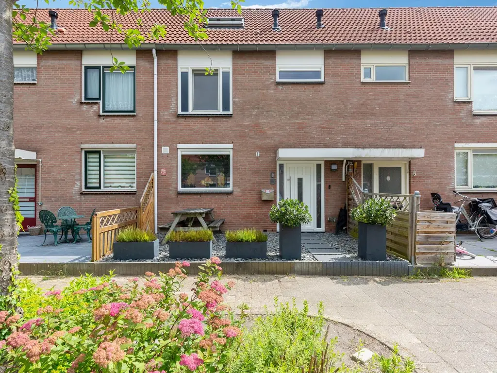 Dagmaatstraat 6, Purmerend