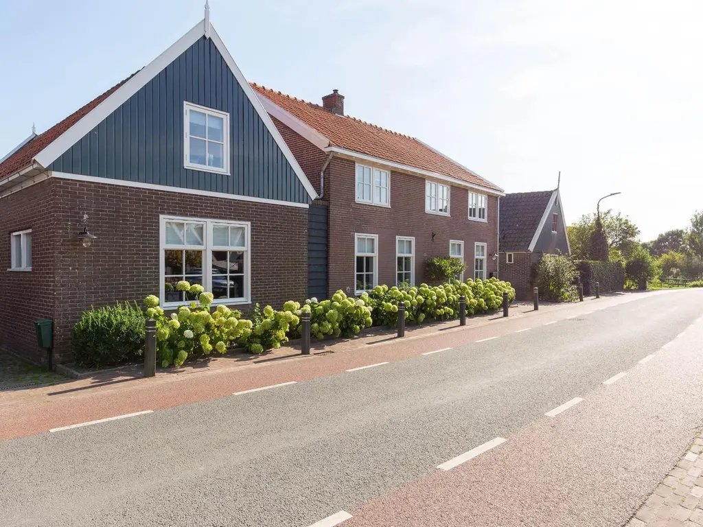 Oostwouder Dorpsstraat 60, Oostwoud