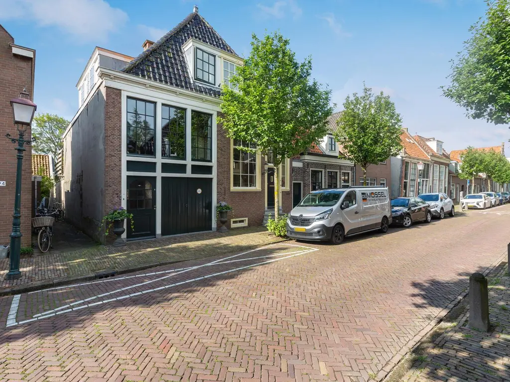 Italiaanse Zeedijk 92, Hoorn