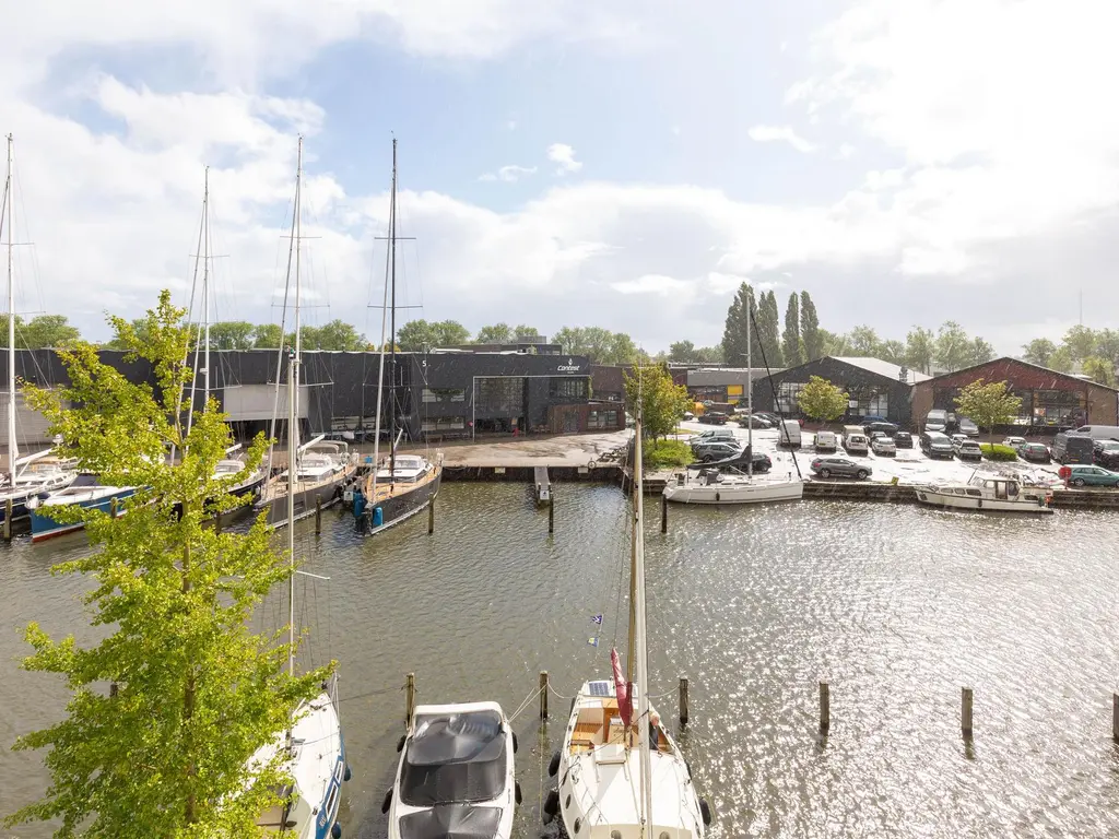 Waterborg 239, MEDEMBLIK