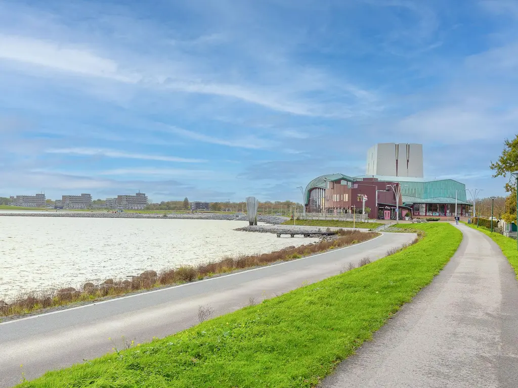 Westerdijk 1T, HOORN