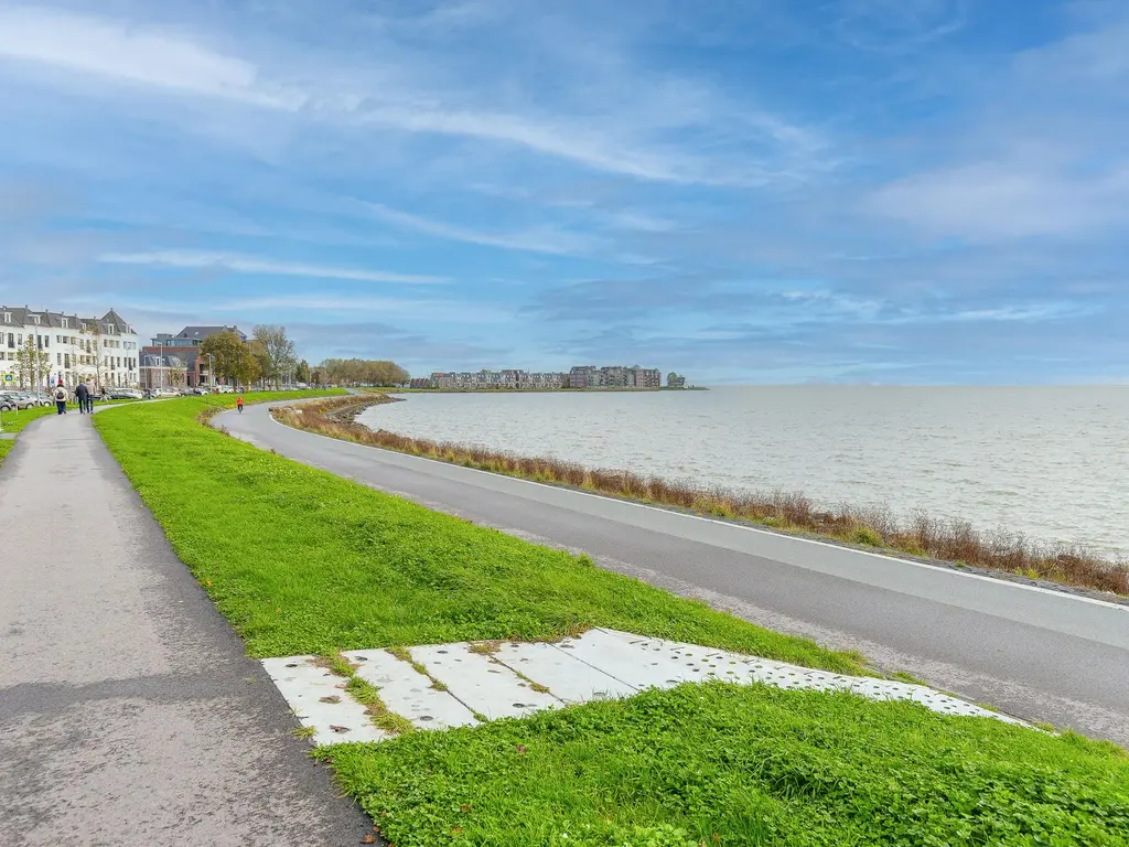 Westerdijk 1T, HOORN