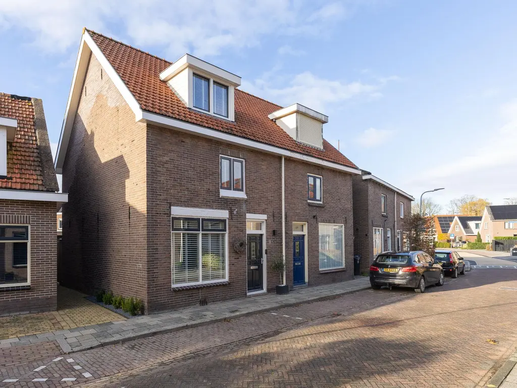 Burgemeester Schoutsenstraat 17, MEDEMBLIK