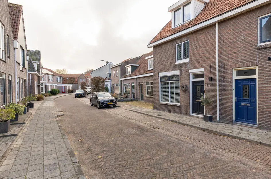 Burgemeester Schoutsenstraat 17