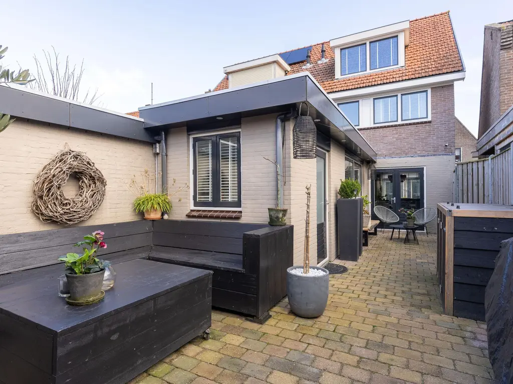 Burgemeester Schoutsenstraat 17, MEDEMBLIK