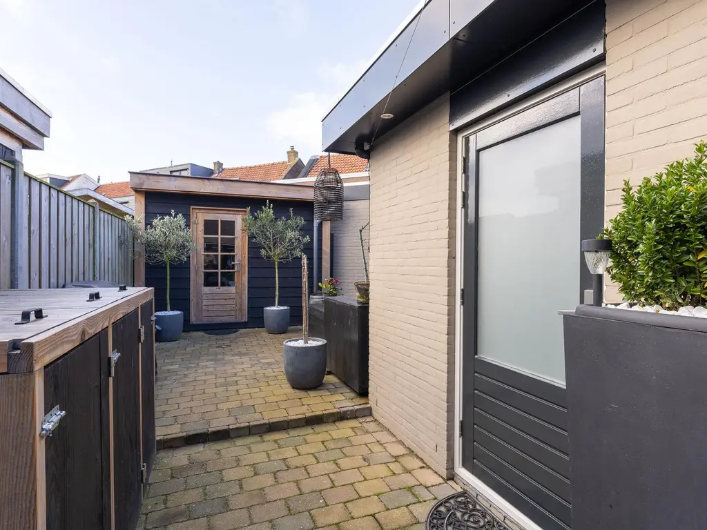 Burgemeester Schoutsenstraat 17, MEDEMBLIK