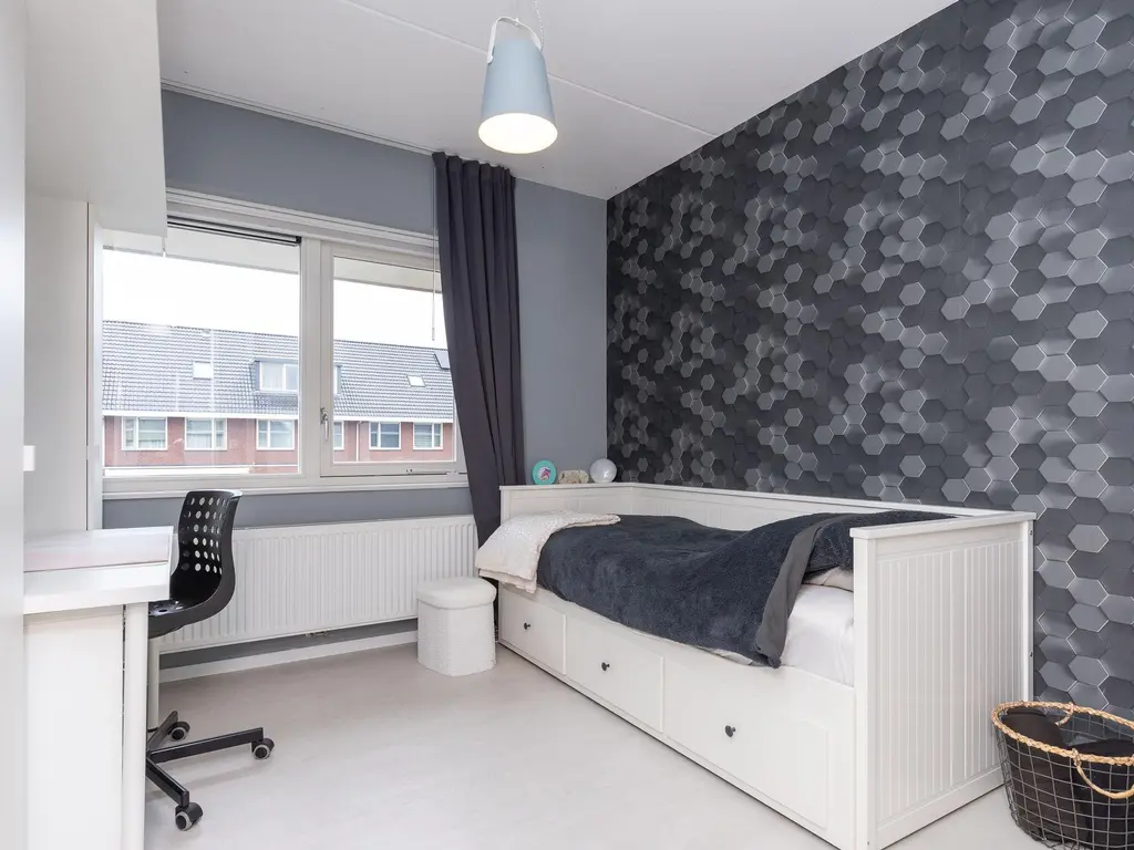 Adriaan Anthoniszstraat 20, ZWAAG