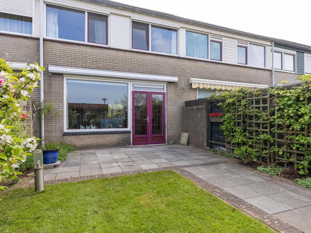 Lijndraaier 110, HOORN