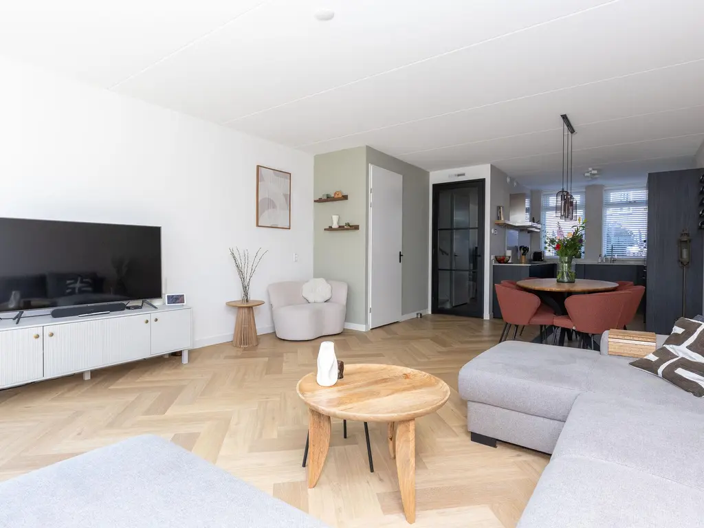 Elle Molstraat 33, BLOKKER