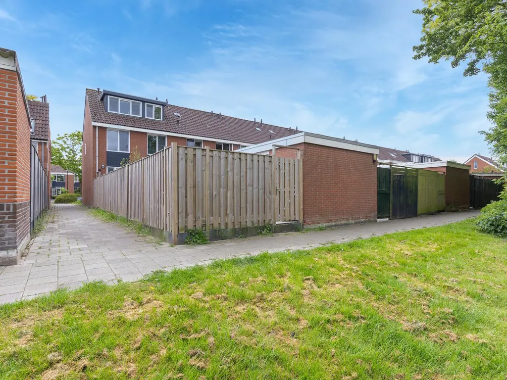 Oliemolen 142, HOORN