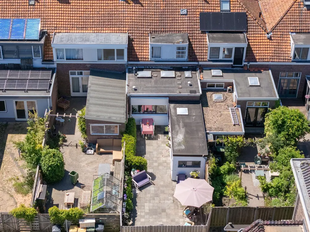 Meerlaan 30, MEDEMBLIK