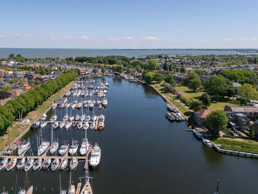 Meerlaan 30, MEDEMBLIK
