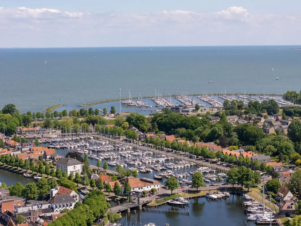 Meerlaan 30, MEDEMBLIK