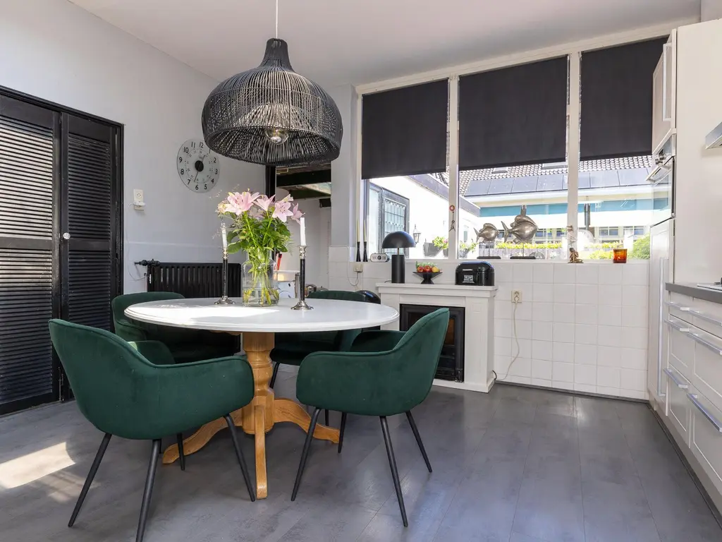 Meerlaan 30, MEDEMBLIK