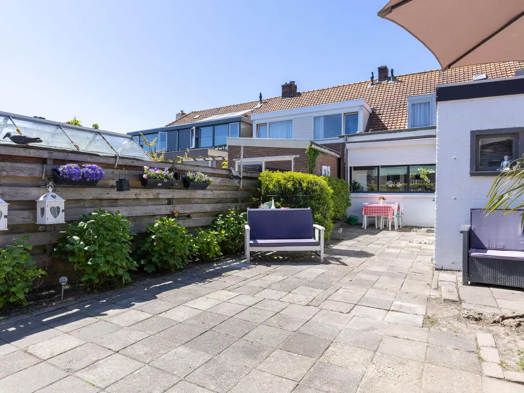 Meerlaan 30, MEDEMBLIK