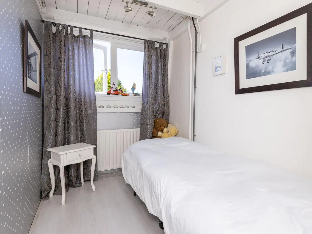 Meerlaan 30, MEDEMBLIK