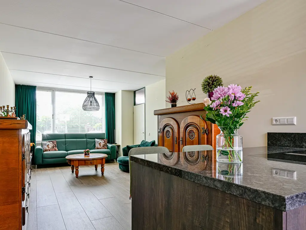 Kievit 111, HOORN