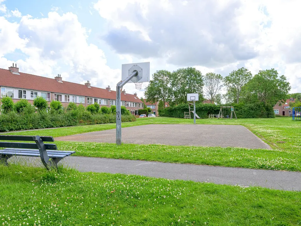 Kievit 111, HOORN