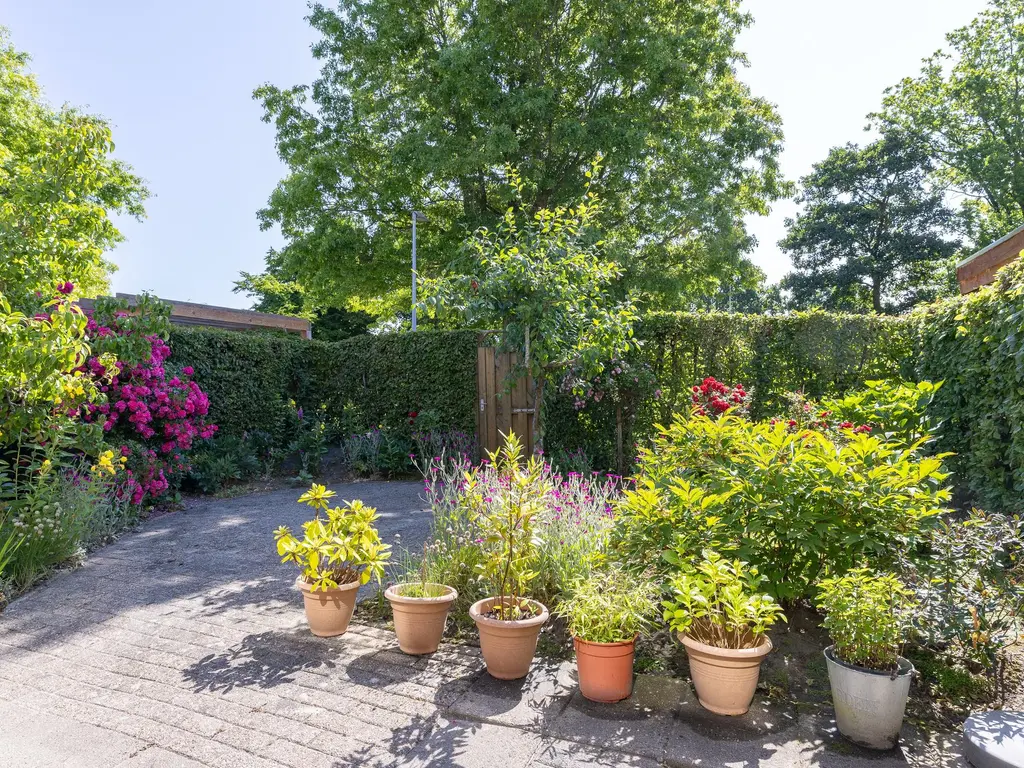 Binnenplaats 44, BLOKKER