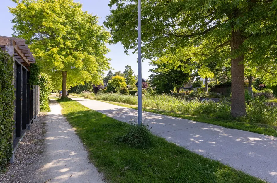 Binnenplaats 44