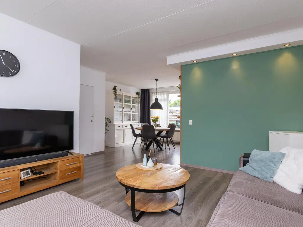 Hertog Albrechtstraat 10, BOVENKARSPEL