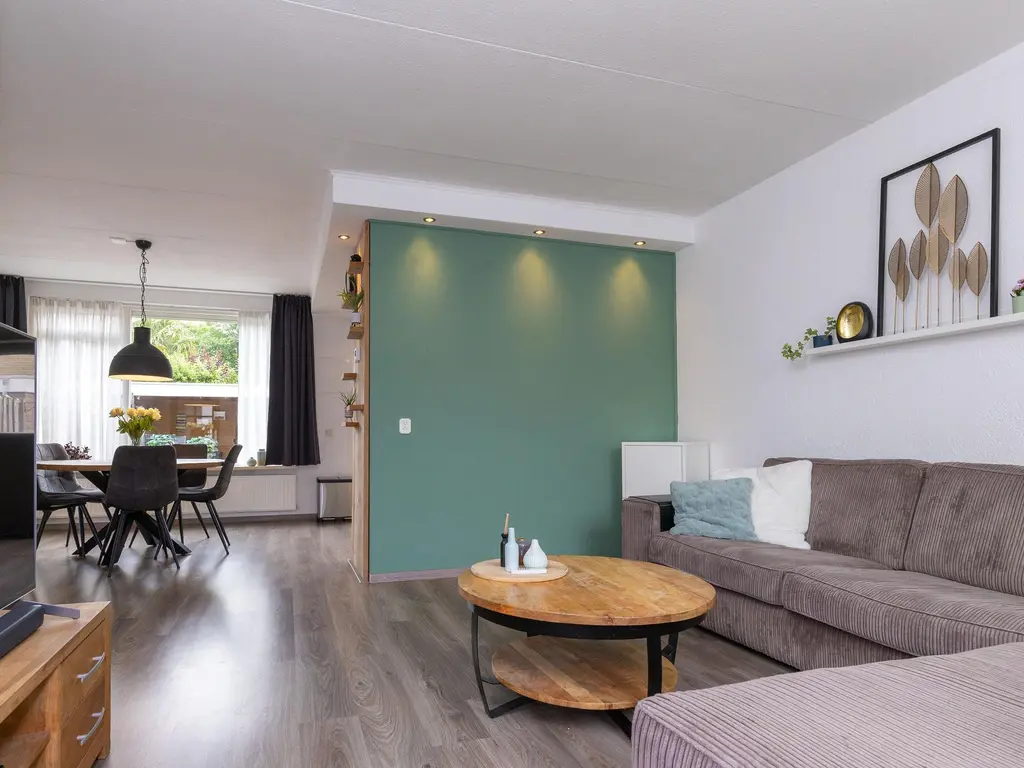 Hertog Albrechtstraat 10, BOVENKARSPEL