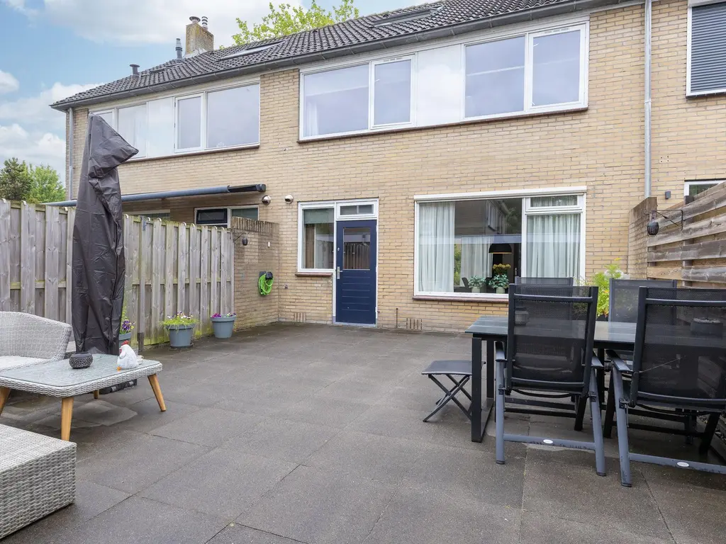 Hertog Albrechtstraat 10, BOVENKARSPEL