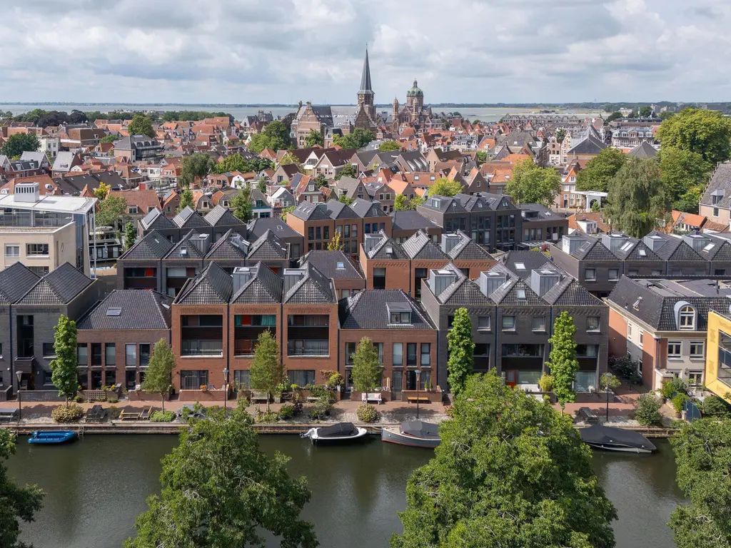 Jeudje 21, HOORN