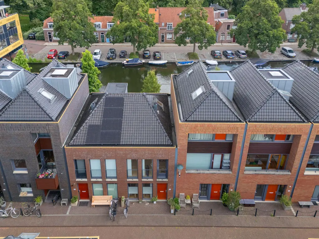 Jeudje 21, HOORN