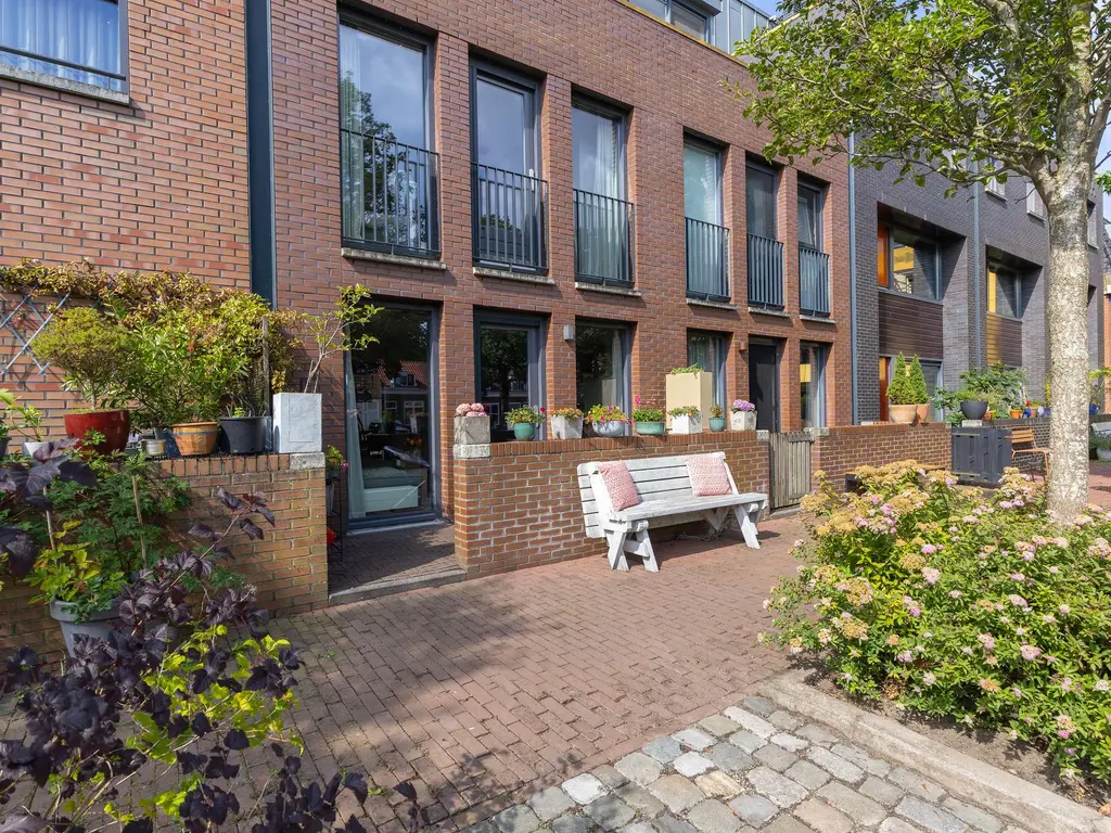 Jeudje 21, HOORN