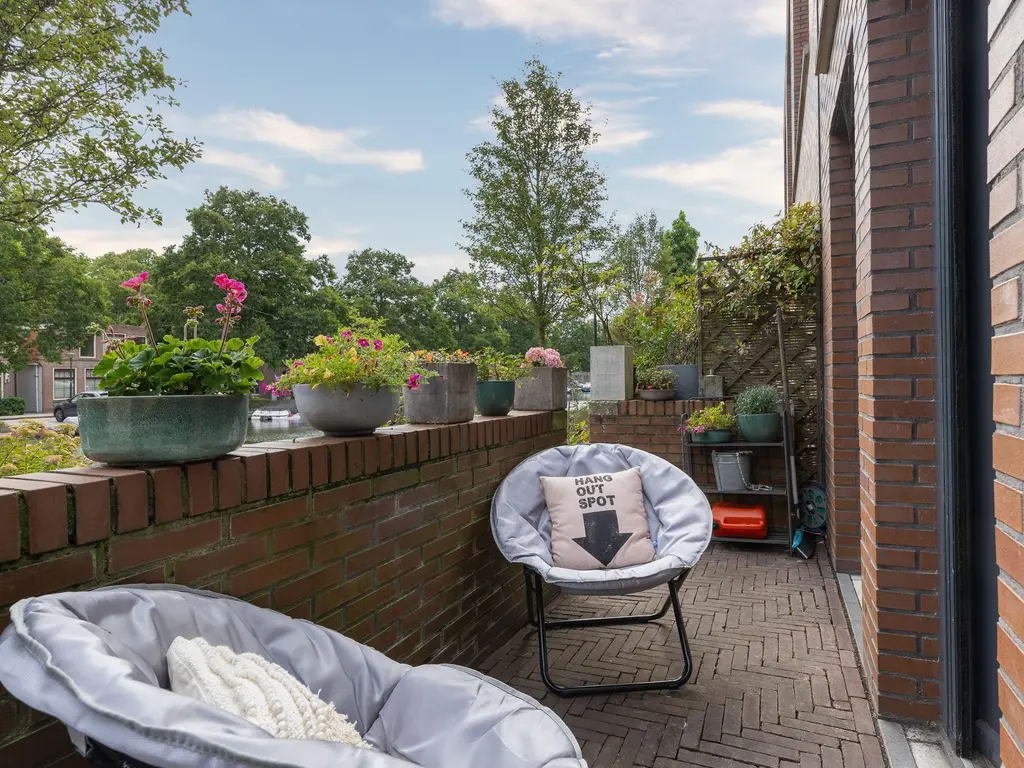Jeudje 21, HOORN