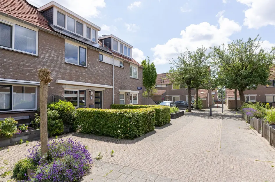 Henriette Roland Holststraat 4