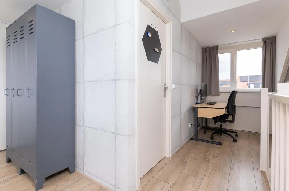 Henriette Roland Holststraat 4