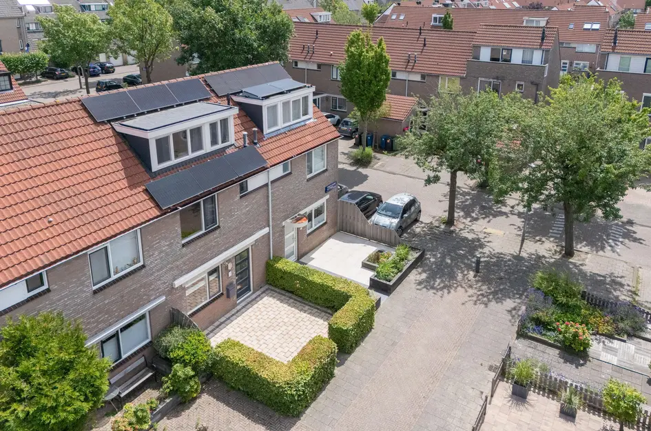 Henriette Roland Holststraat 4