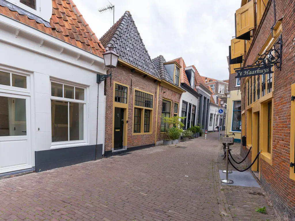Schoolsteeg 12, HOORN