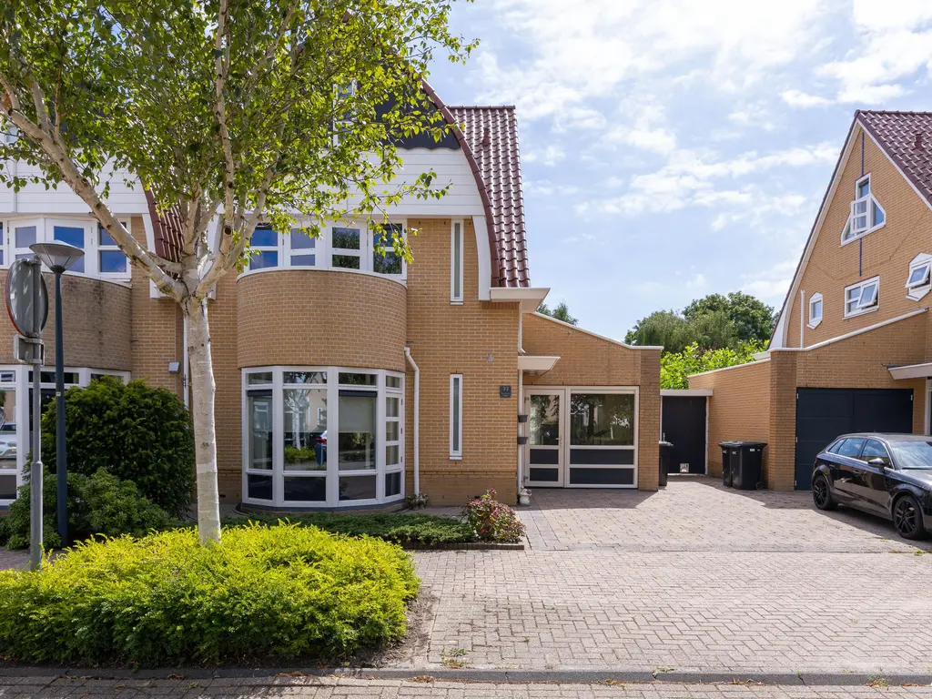Matissehof 77, HOORN