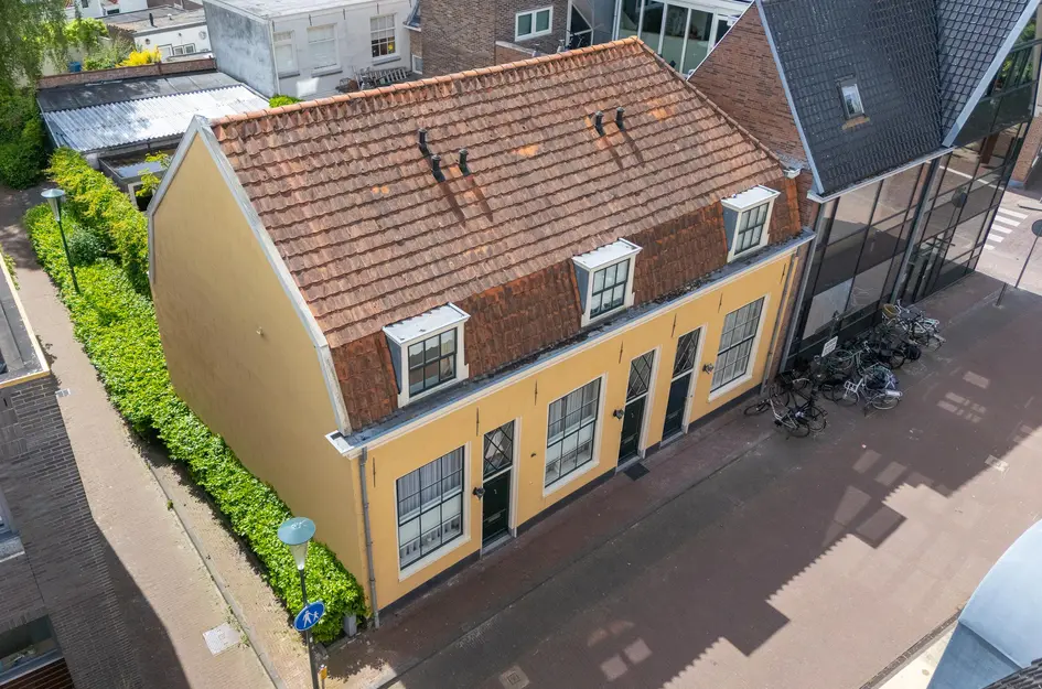 Jeudje 8
