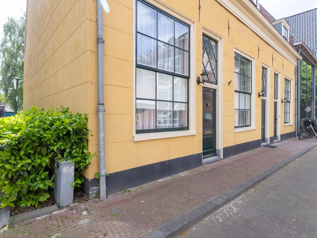 Jeudje 8, HOORN