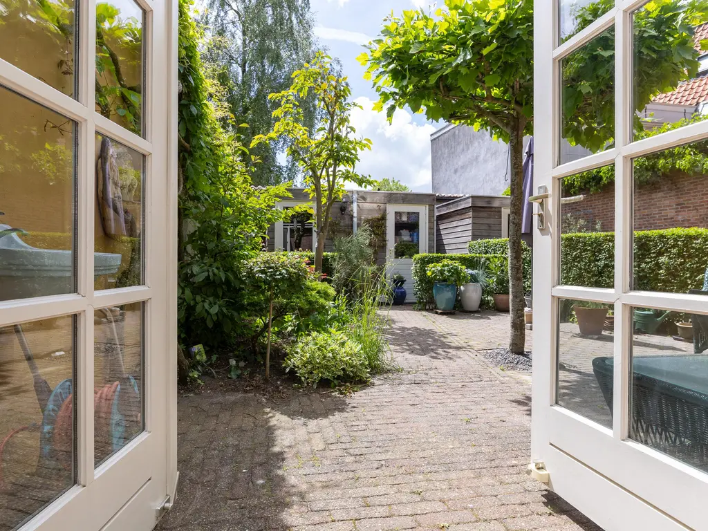 Jeudje 8, HOORN