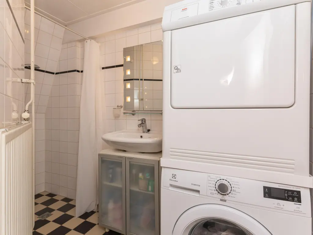 Jeudje 8, HOORN